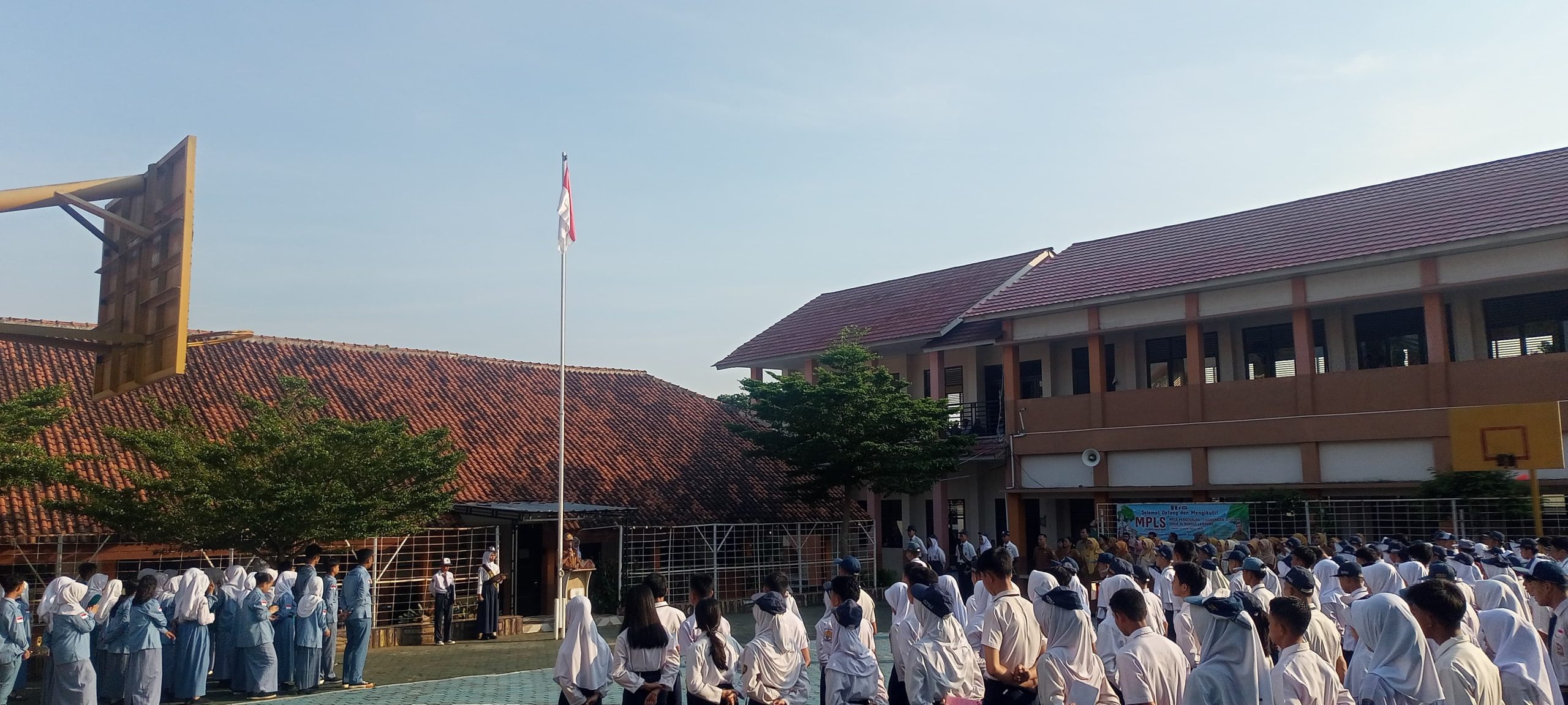 upacara pembukaan mpls