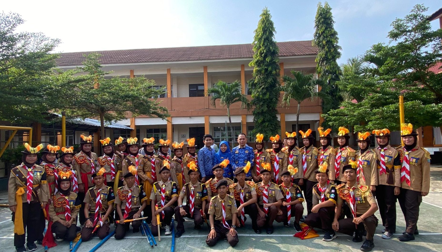 Juara Harapan 2 PBB Variasi Putri